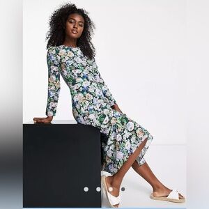Open back floral midi dress from & Other Stories. Size 4. NWOT